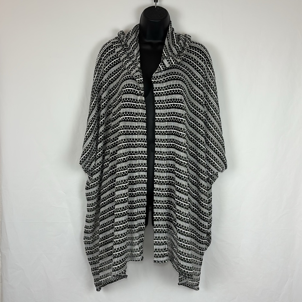 New with Tags HOLLISTER Women's Hooded Mesh Shrug Kimono Coverup One Size